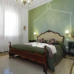 Residenza Cecchi Bed & Breakfast 4*