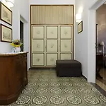 Residenza Cecchi 4*