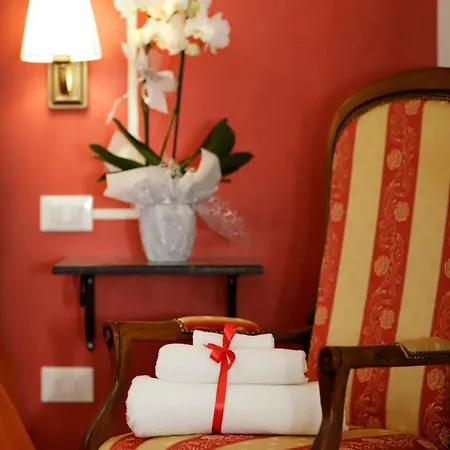 Residenza Cecchi 4*