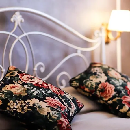 Residenza Cecchi Oda ve Kahvaltı Floransa