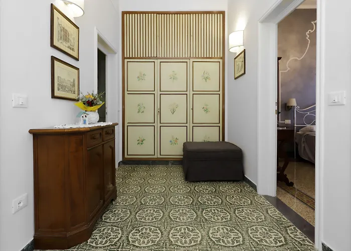 Residenza Cecchi 4*